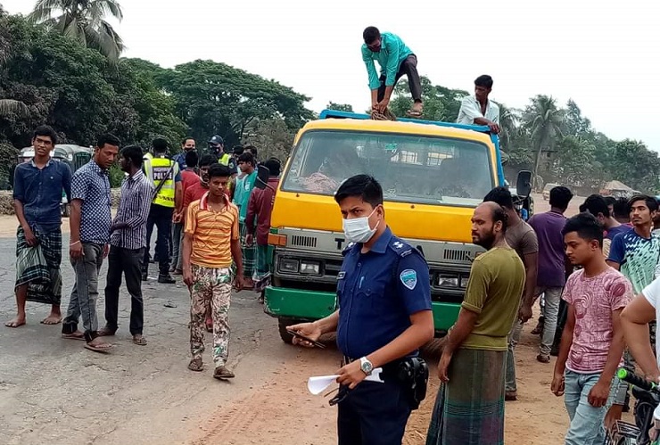 নভেম্বরে সড়কে ঝরেছে ৫৪ শিক্ষার্থীর প্রাণ